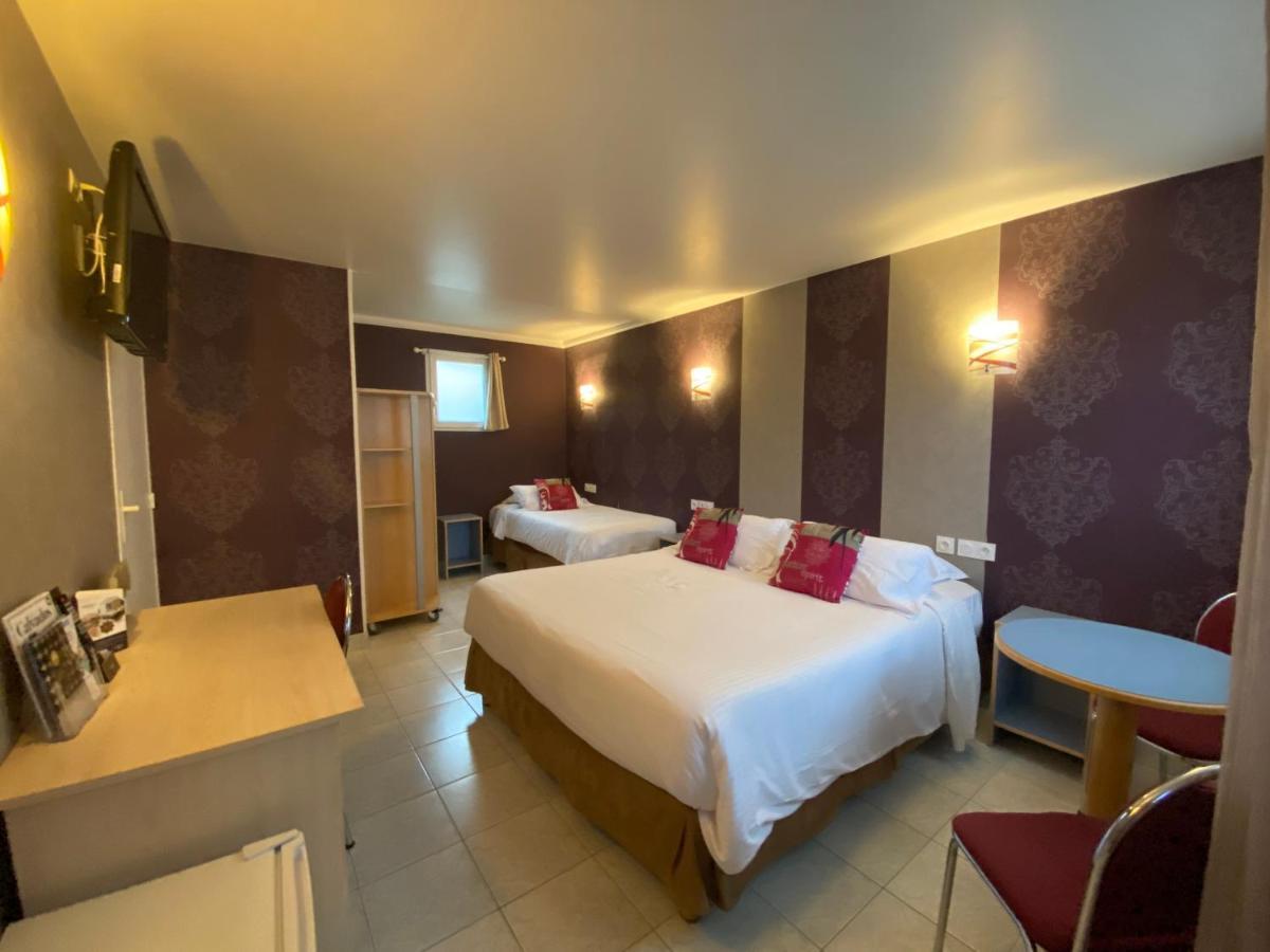 Contact Hotel - Motel Les Bleuets & Spa La Riviere-Saint-Sauveur ภายนอก รูปภาพ