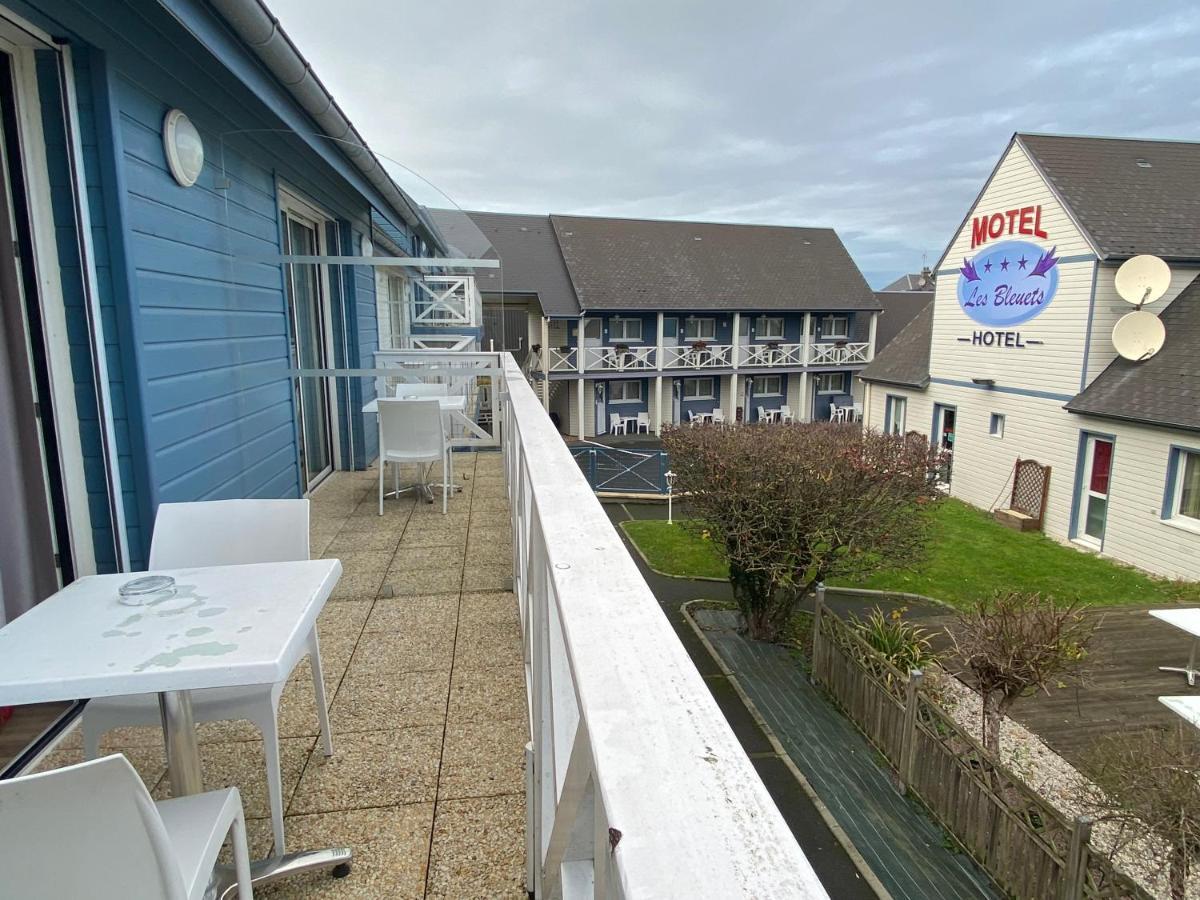 Contact Hotel - Motel Les Bleuets & Spa La Riviere-Saint-Sauveur ภายนอก รูปภาพ