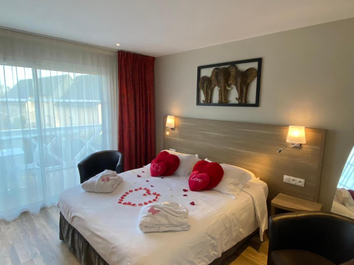 Contact Hotel - Motel Les Bleuets & Spa La Riviere-Saint-Sauveur ภายนอก รูปภาพ