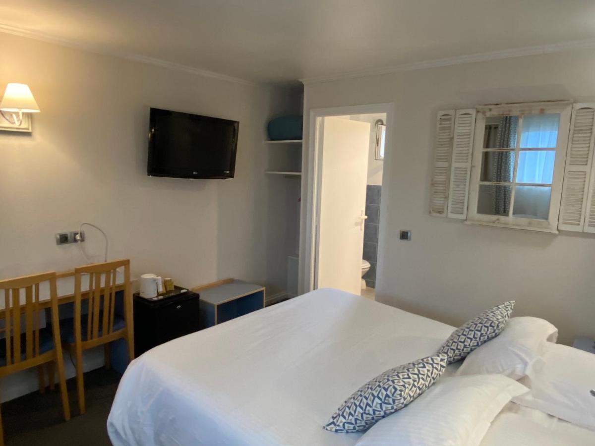 Contact Hotel - Motel Les Bleuets & Spa La Riviere-Saint-Sauveur ภายนอก รูปภาพ