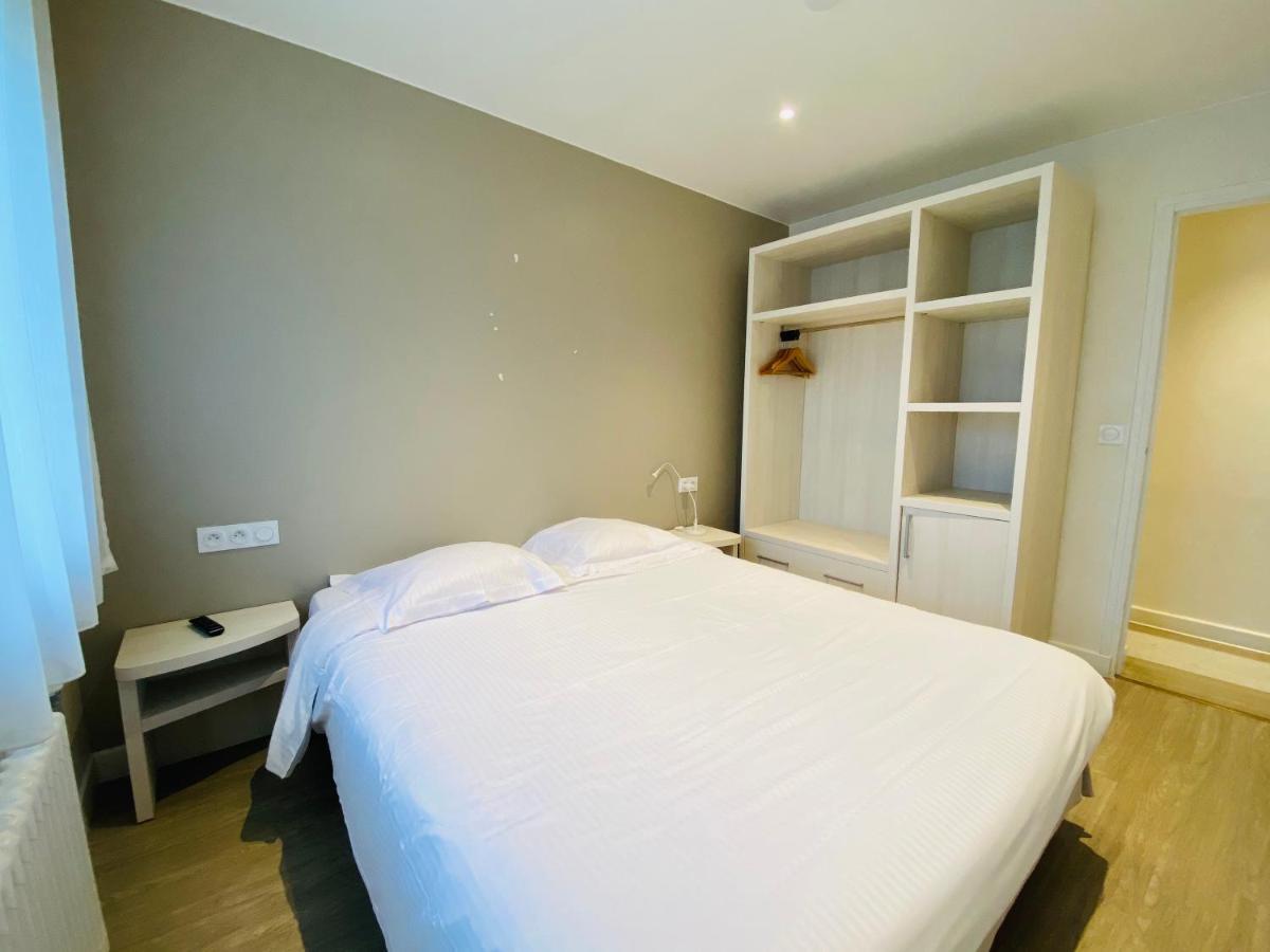 Contact Hotel - Motel Les Bleuets & Spa La Riviere-Saint-Sauveur ภายนอก รูปภาพ