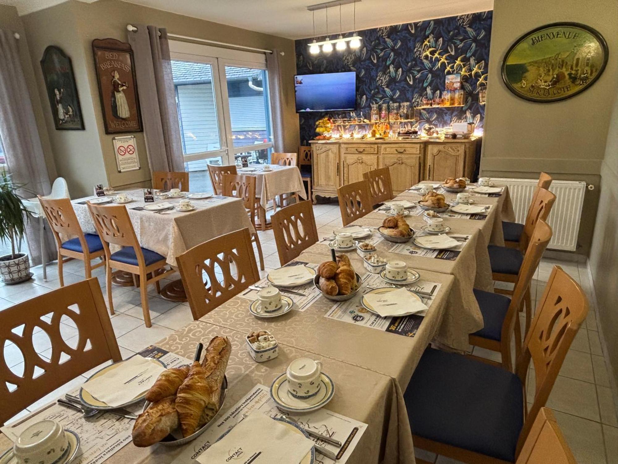 Contact Hotel - Motel Les Bleuets & Spa La Riviere-Saint-Sauveur ภายนอก รูปภาพ